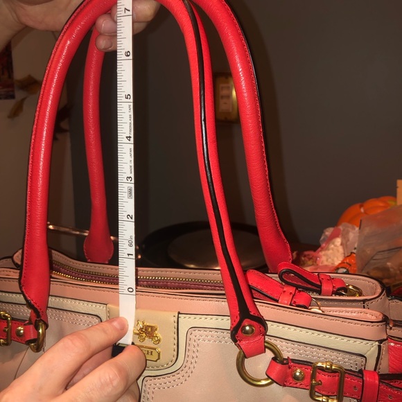 NWT Coach multicolored coral medium hand bag. - Picture 3 of 3